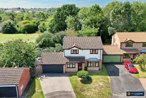 17, Wimbourne Close, Nuneaton CV10 9QW