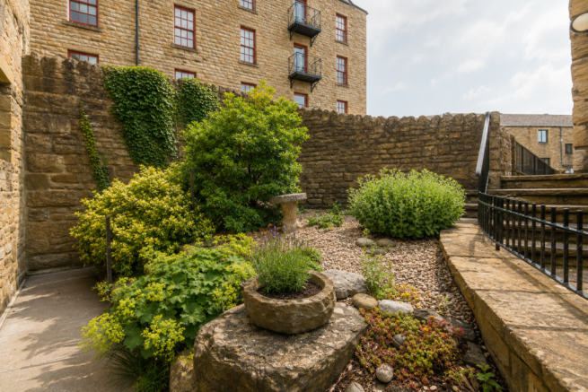 2 bed Town House for sale Image 11