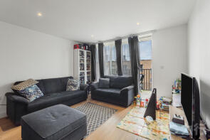 42, Navigation House, Whiting Way, London SE16 7EG