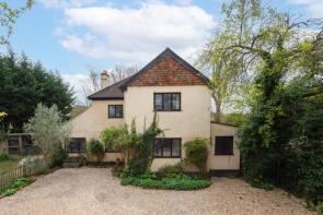 3 Wits End, Tudor Close, Wallington SM6 9RG