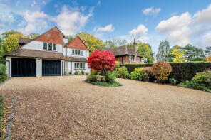 Hindover, Grub Street, Oxted RH8 0SH