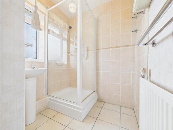 3 bed End of Terrace for sale Image 8