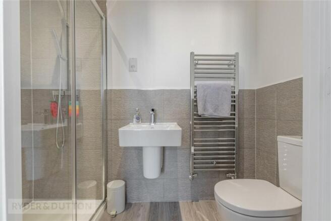 En-Suite To Bed 3