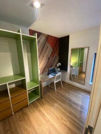 1 bed Terraced to rent Image 11