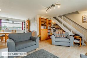 9, Newtondale Avenue, Royton OL2 5TT