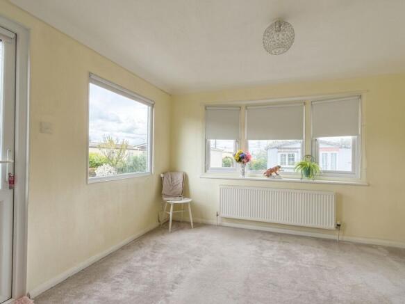 2 bed Park Home for sale Image 7