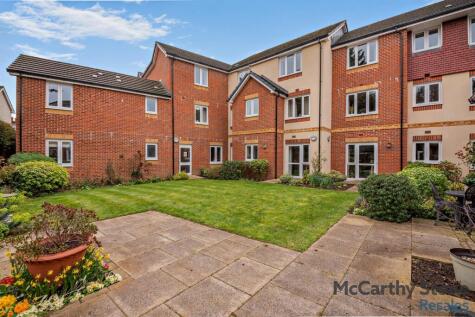 Clover Leaf Court, Ackender Road, Alton