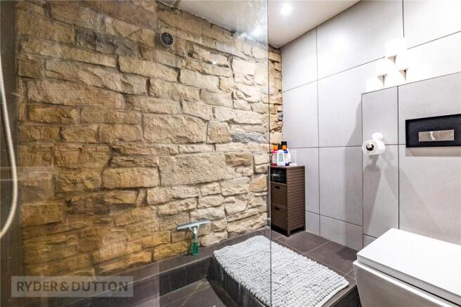 2 bed Terraced for sale Image 11