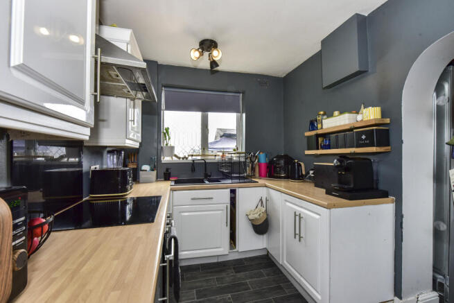 2 bed Semi-Detached for sale Image 4
