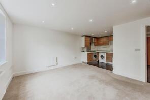 Flat 11, 5 Havilland Place, Linkfield Lane, Redhill RH1 1JF