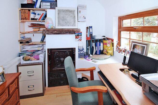 Photo 8