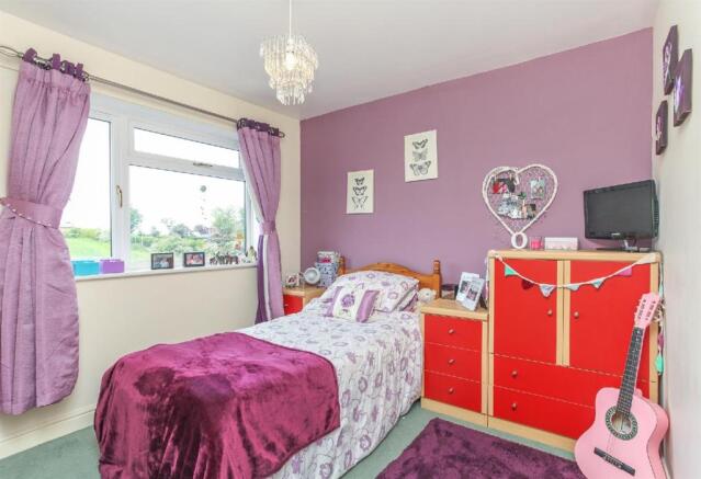 Bedroom 2.jpg