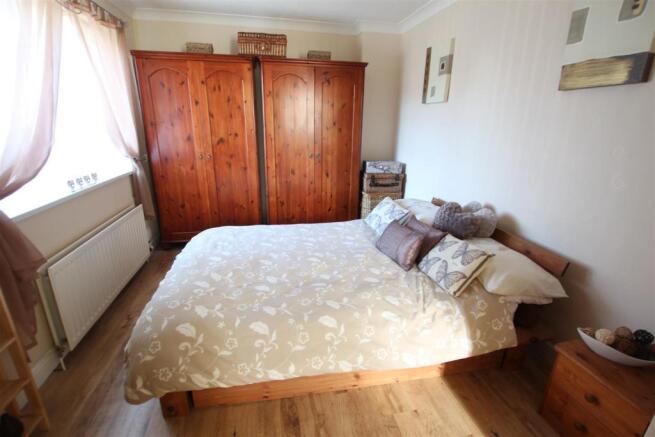 Bed 1.JPG