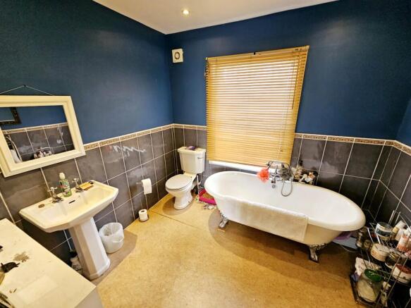 5 bed Terraced for sale Image 10