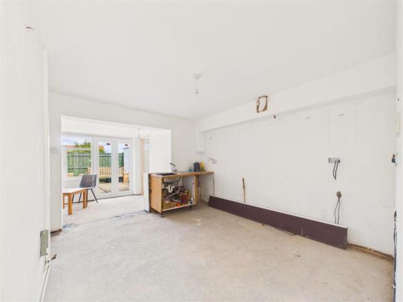 2 bed Terraced for sale Image 4