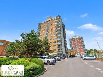 Lakeside Rise, Manchester, M9