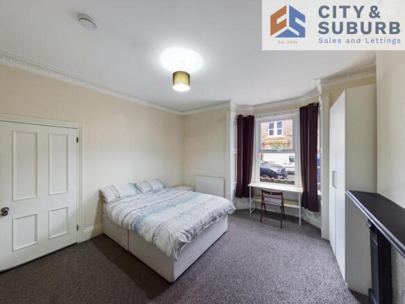 TAV15 Advert photo (4)