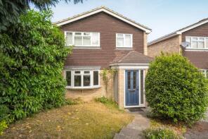 45, Sutherland Chase, Ascot SL5 8TE