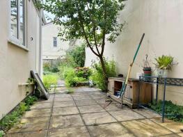 212, Coronation Road, Southville, Bristol BS3 1RQ