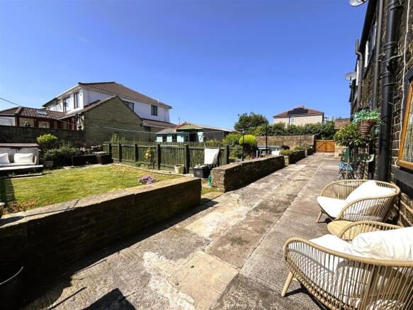 2 bed Terraced for sale Image 8