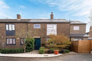 34, Richmount Gardens, London SE3 9AE