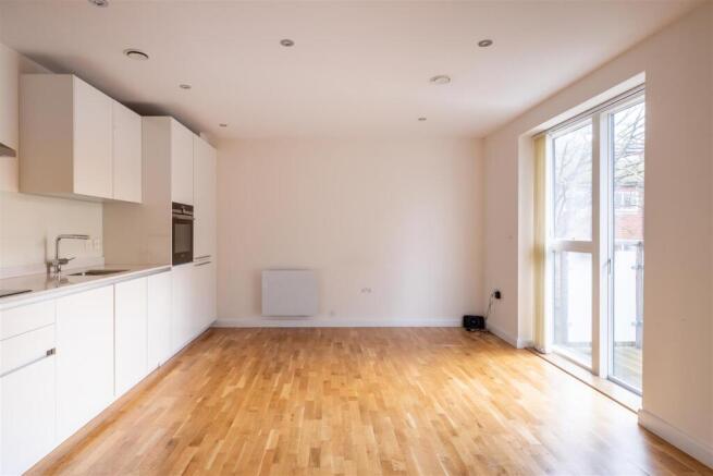 16 Milton House-10.jpg