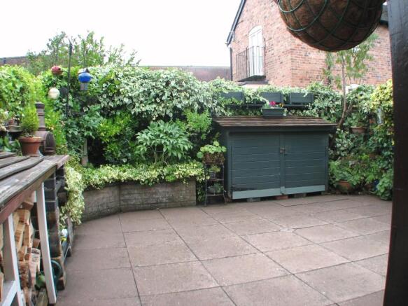 Courtyard Garden