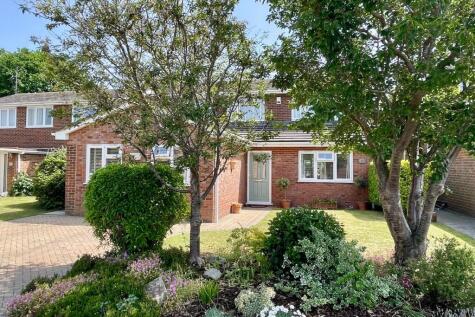 Firglen Drive, YATELEY, GU46