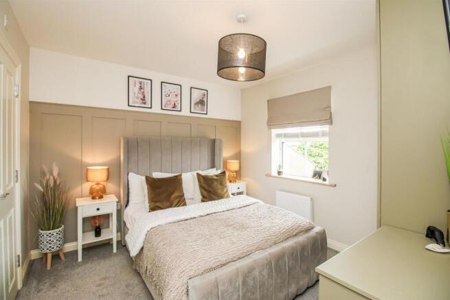 3 bed Town House for sale Image 7