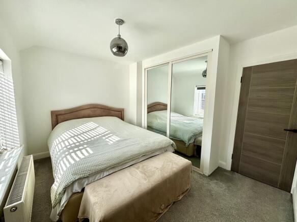 2 bed Semi-Detached for sale Image 9