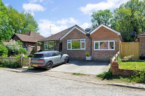 Williams Place, Ewhurst, GU6