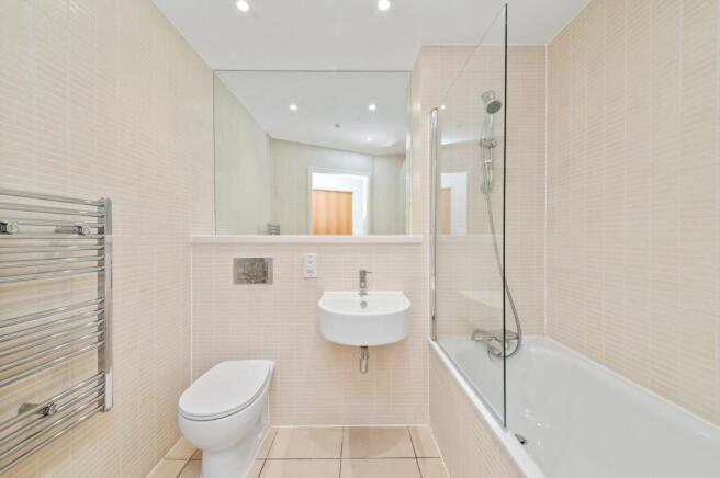 1 bed Apartment for sale Image 12
