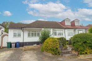 20, Highview Gardens, Edgware HA8 9UE