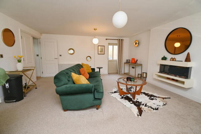 2 bed Apartment for sale Image 8