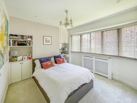 3 bed Semi-Detached for sale Image 11