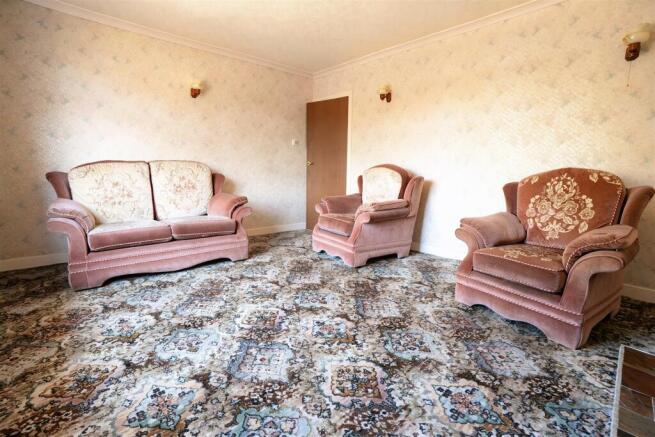 2 bed Bungalow for sale Image 6
