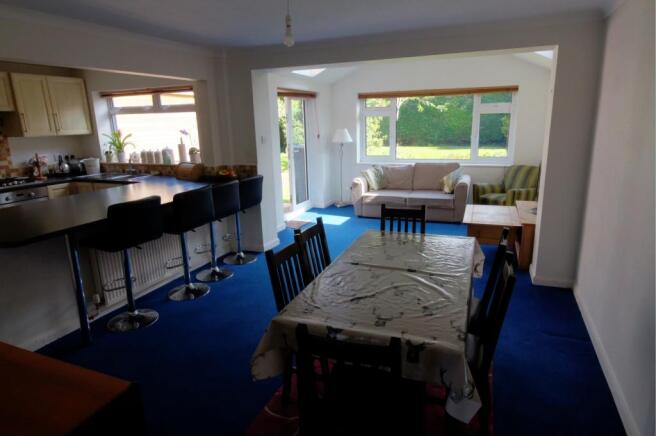 Family Kitchen NEW 1