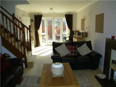 05 living room.jpg