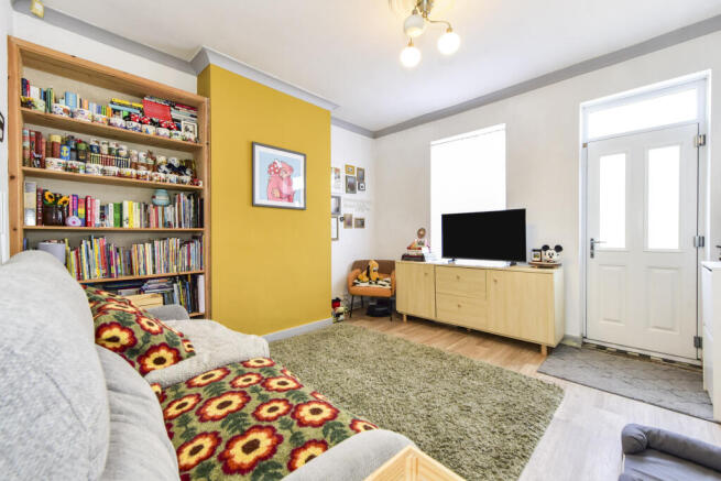 2 bed Terraced for sale Image 6