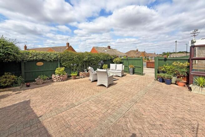 2 bed Semi-Detached Bungalow for sale Image 12