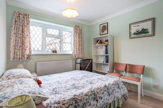 BEDROOM 2