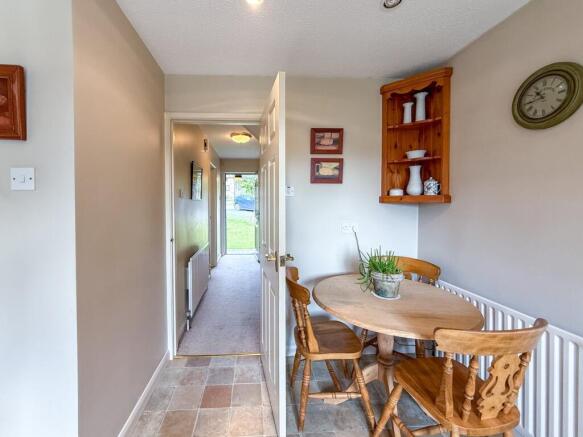 4 bed Detached for sale Image 4