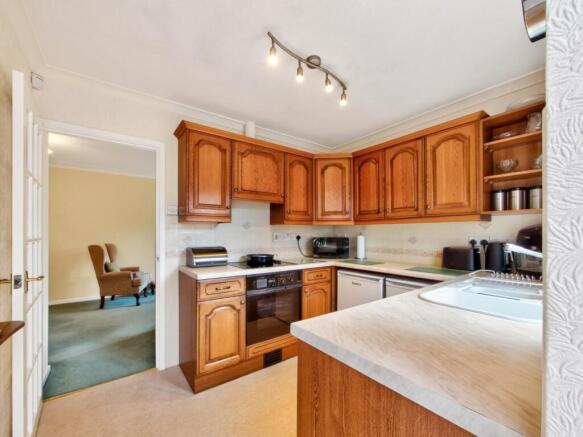2 bed Semi-Detached Bungalow for sale Image 4
