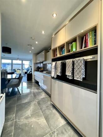 Dining Kitchen