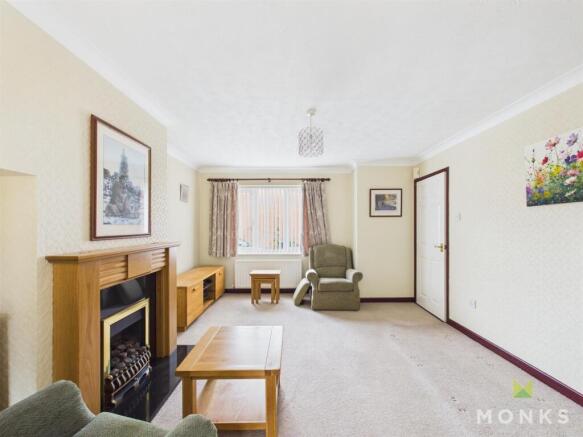 CAM03644G0-PR0068-STILL003.jpg