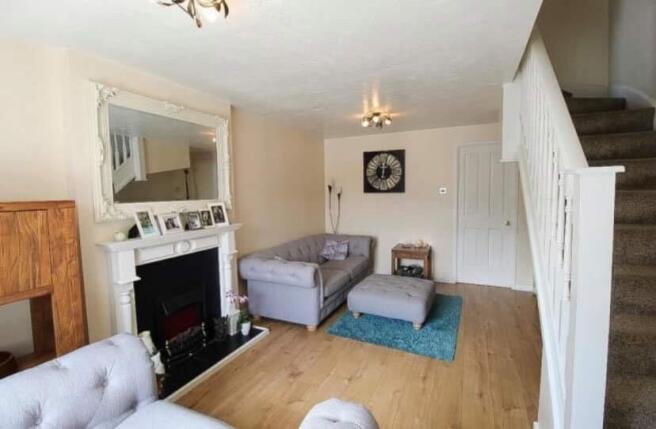 2 bed House to rent Image 7