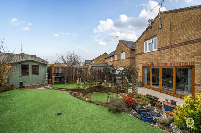 1f54fe3c-18f9-4c0...