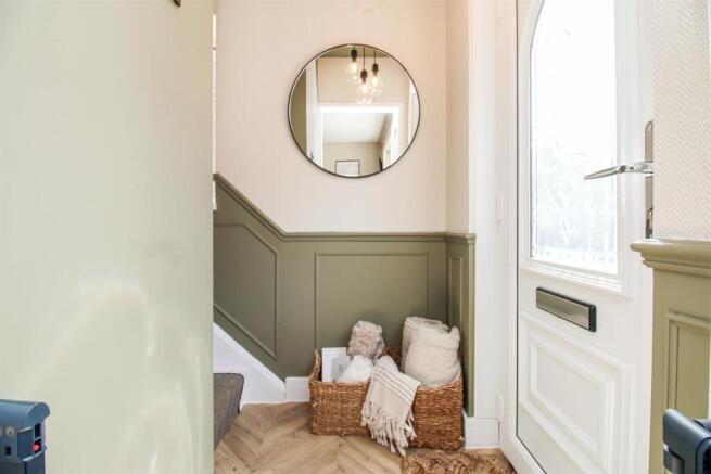 2 bed Semi-Detached for sale Image 4
