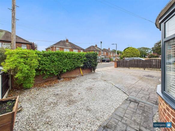 Front Garden/Drive