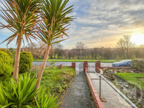 kingscote 157 (1).JPG